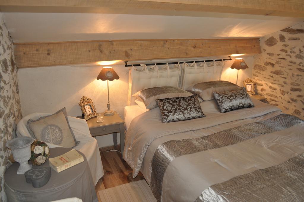La Ribeyrette Bed and Breakfast Chamborigaud Δωμάτιο φωτογραφία